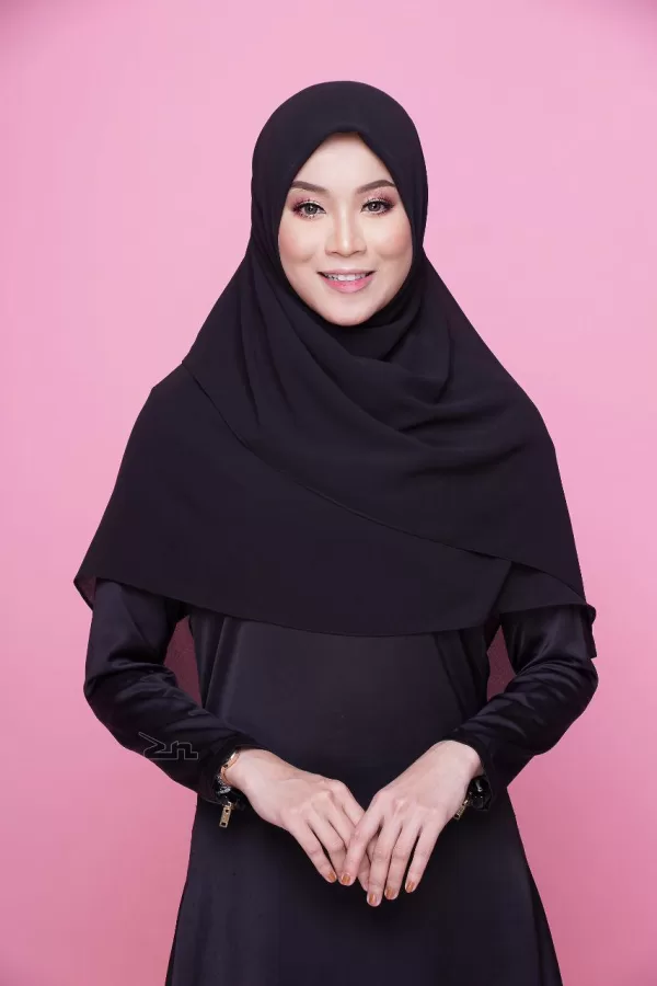 Exclusive Ikhrah Hijab - Khimar Khadeeja Black 3